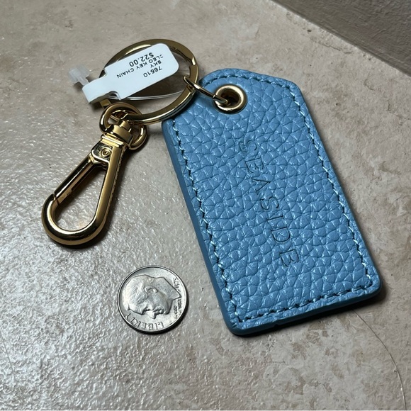 Cleo Leather Blue Seaside Charm keychain - Picture 2 of 3
